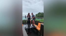 Boyfriend has epic fail when he proposes to girlfriend and drops ring down cliff
