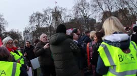 1 - BDA - British Deaf Association - PROTEST OUTSIDE WESTMINISTER - SIGN LANGUAGE SHOULD BE A SUBJECT IN ALL SCHOOLS