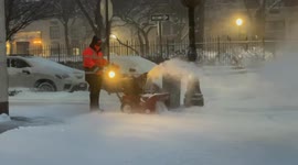 New York City: Nor’easter hits Lower Manhattan at daybreak as snowblowers out in force