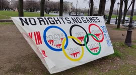 French protesters call for boycott of Beijing Olympics