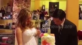 US woman tracks down high school sweetheart on Facebook after and are now married