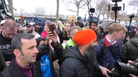 Dozens of anti-vax protesters including Piers Corbyn gather outside Scotland Yard