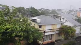 Mauritius: Cyclone Batsirai Brings Strong Winds, Warning Class IV Issued 3