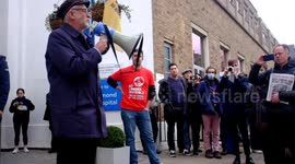 labour MP Jeremy corbyn addresses the great Ormond street hospital security workers