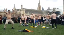 Hundreds of New Zealanders gather on Parliament Square to celebrate Waitangi Day with Haka dance