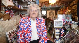 Royal fan celebrates Queen's 70 years of service in 'Jubilee room' filled with memorabilia dedicated to the Royals