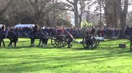 Guns delivered to Green Park ahead of the 41 artillery fire to mark the Queens Platinum Jubilee