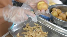 Beat cost of living rises with this THRIFTY way of making chips from potato PEEL