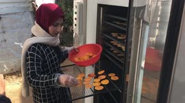 This 23-year-old female engineer from Gaza is creating a solar-powered device to dry fruit