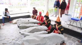 Bizarre stones in Indonesia sound as if they are metallic instruments