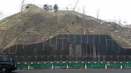Contractors begin to dismantle unloved £6million Marble Arch Mound in London