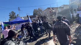 Sheikh Jarrah: Watch moment Israelis and Palestinians hurl chairs at each other