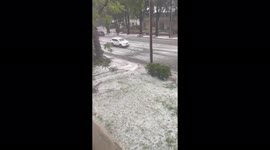 US: Snow-Like Blanket Of Hail Covers Ground In Southern California 3