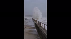 UK: Storm Dudley Brings Powerful Winds, Heavy Rain 4