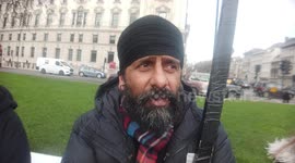 Anti-vaccine protester on 5-11 COVID-19 announcement