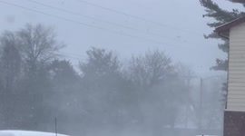 US: Winter Storm Moves Into Central Illinois Bringing Heavy Snow 2