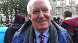 'You're fighting for a noble cause': Lord Peter Hain defends Extinction Rebellion's methods during protest outside Downing Street
