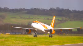 Dramatic moment plane ABORTS landing at Bristol Airport due to powerful Storm Eunice winds