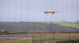 Pilots of this easyJet flight fight against gale force winds from Storm Eunice at Bristol Airport