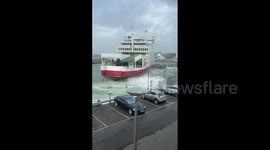 Blistering Storm Eunice batters ferry in Southampton waters