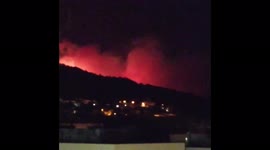 Massive forest fire erupts in Spain