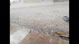 Argentina: Intense Hail Storm Pelts Mendoza 4