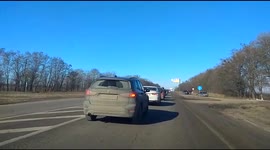Traffic jam on the way out of Kharkiv to Central Ukraine