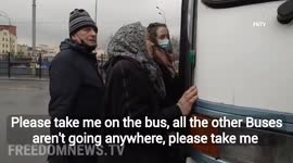 Elderly Ukrainian woman begs for bus driver to take her out of Kyiv