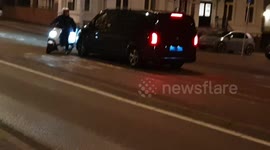 Amsterdam road rage between scooter driver and van driver ends with police intervention