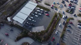 Motorists form long queues at UK petrol station as price rise looms following Russia attack on Ukraine