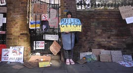 Ukrainians protest outside the Russian embassy in London agains the invasion of Ukraine by Russia