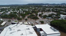 Brisbane 2022 floods drone footage of Fairfield strange weather