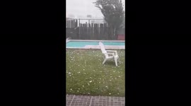 Baseball-sized hailstones pummel Greater Rosario region in Argentina