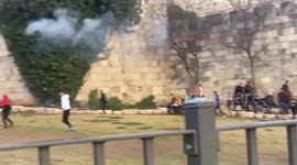 Intense clashes between Israeli security forces and Palestinians outside Jerusalem