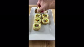 Pancake Day x Roast Dinner: Two British culinary classics meet in Sunday Pancake Rolls