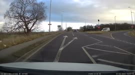 Volvo nearly T bones Range Rover at a T junction, quick reaction and good save by the Volvo.