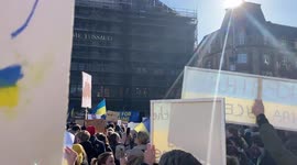 15,000 men show that the Ukrainians are not alone in Amsterdam, Netherlands