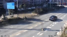 Boy, 5, avoids serious injuries after being knocked over by car in China