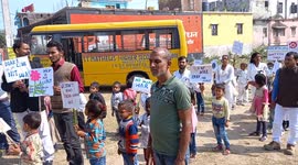 The Indian school Children's are pleading peace in world and message to stop the war
