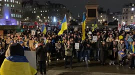 Freeze Russian money! Masses of pro-Ukrainian protesters demonstrate in London
