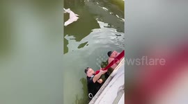 Chinese men jump into lake to rescue 4-year-old from drowning in China