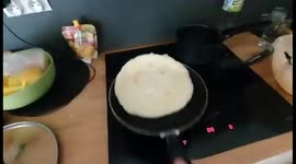 Master pancake flipping by family guy in P(r)oland for feed hungry kids with style