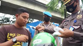 Police in Makassar City, Indonesia, Raids Vaccine Cards and Masks