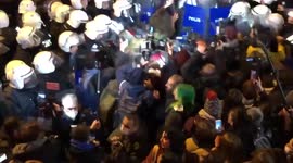 Turkey: Police Clash With International Women’s Day Protesters In Istanbul