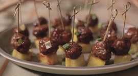 A Perfect Dish for a Party: Try These Sweet and Sour Meatballs