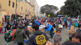 Estuve por el centro de lima y presencie el robo de un policía en Perú