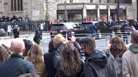 Royals arrive at Westminster Abbey to crowd for annual Commonwealth Day Service