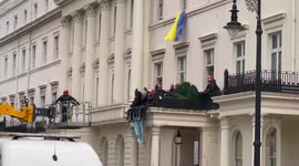 Anti-Russian protesters occupy oligarch property in London