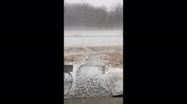 Large hail pelts parts of northern Texas