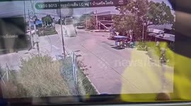 Bungling truck driver drags down five electrical posts and power cables in Thailand